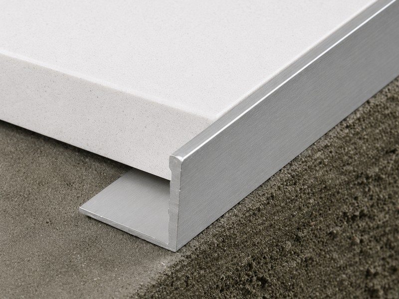 Straight Edge - 15mm - 2.5 metre lengths — Aluminium Architectural Metal Profiles